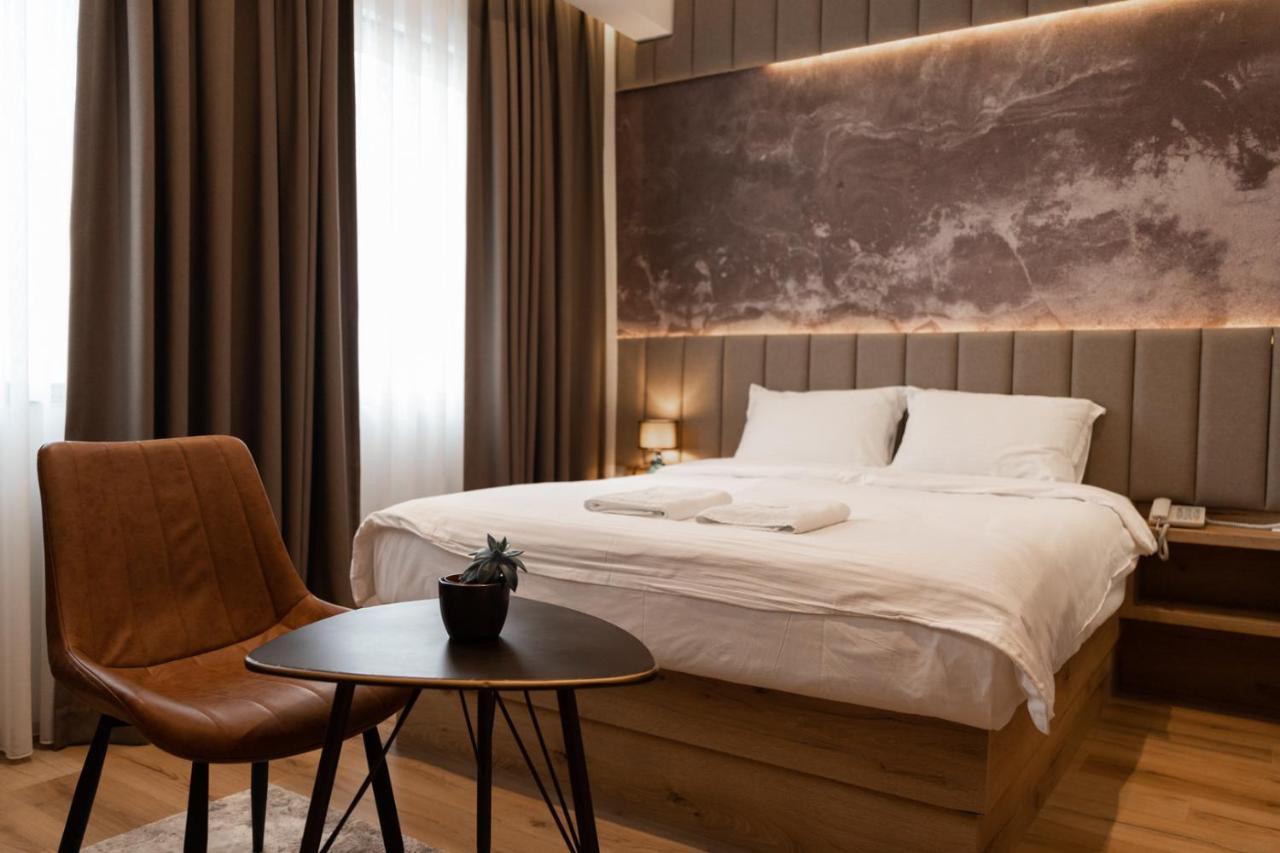 Roadside Hotel Lipjan 외부 사진