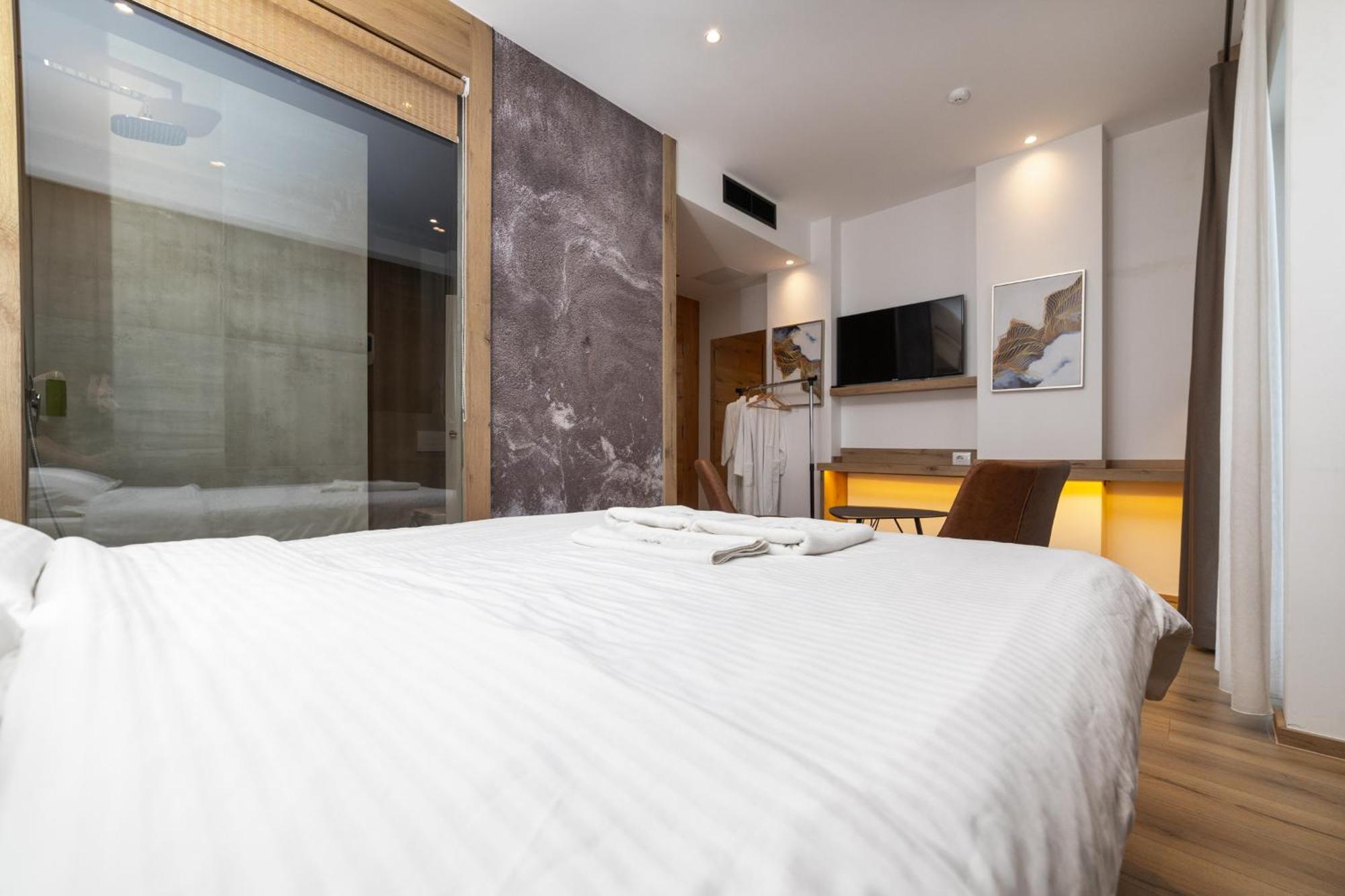 Roadside Hotel Lipjan 외부 사진
