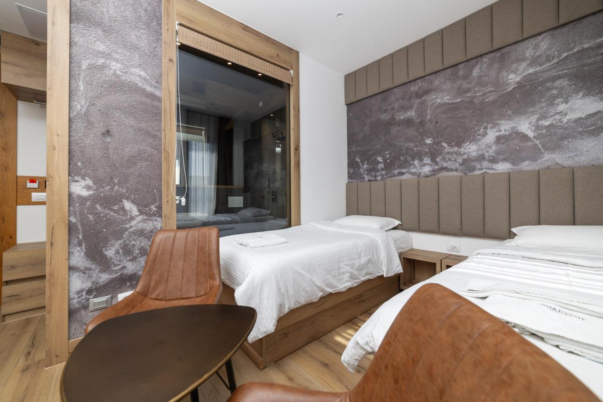 Roadside Hotel Lipjan 외부 사진