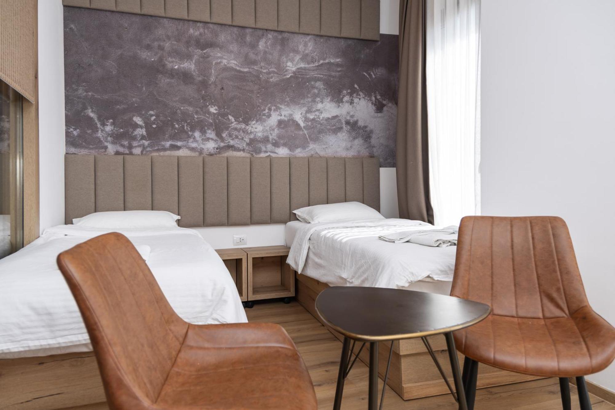 Roadside Hotel Lipjan 외부 사진