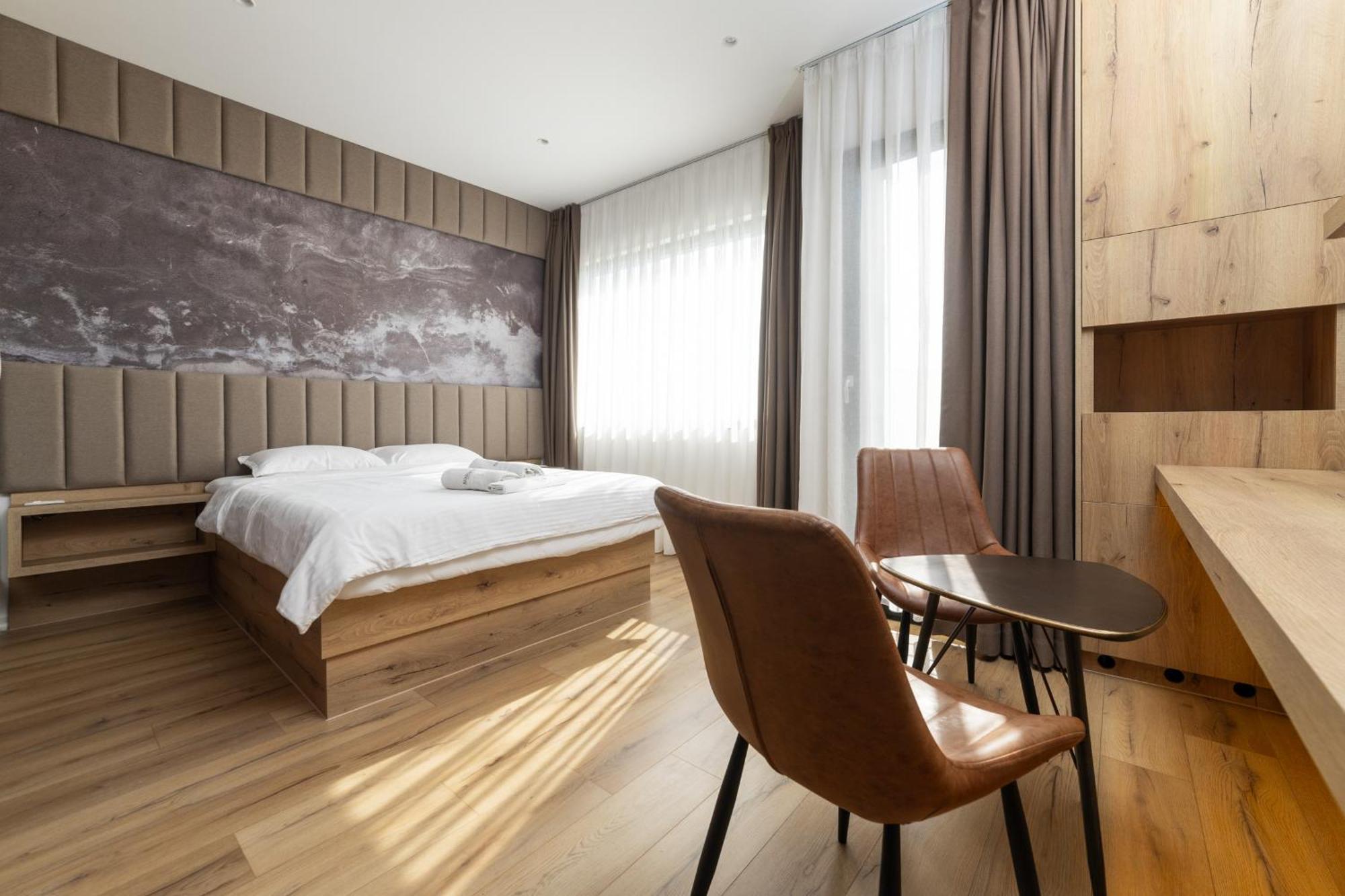 Roadside Hotel Lipjan 외부 사진